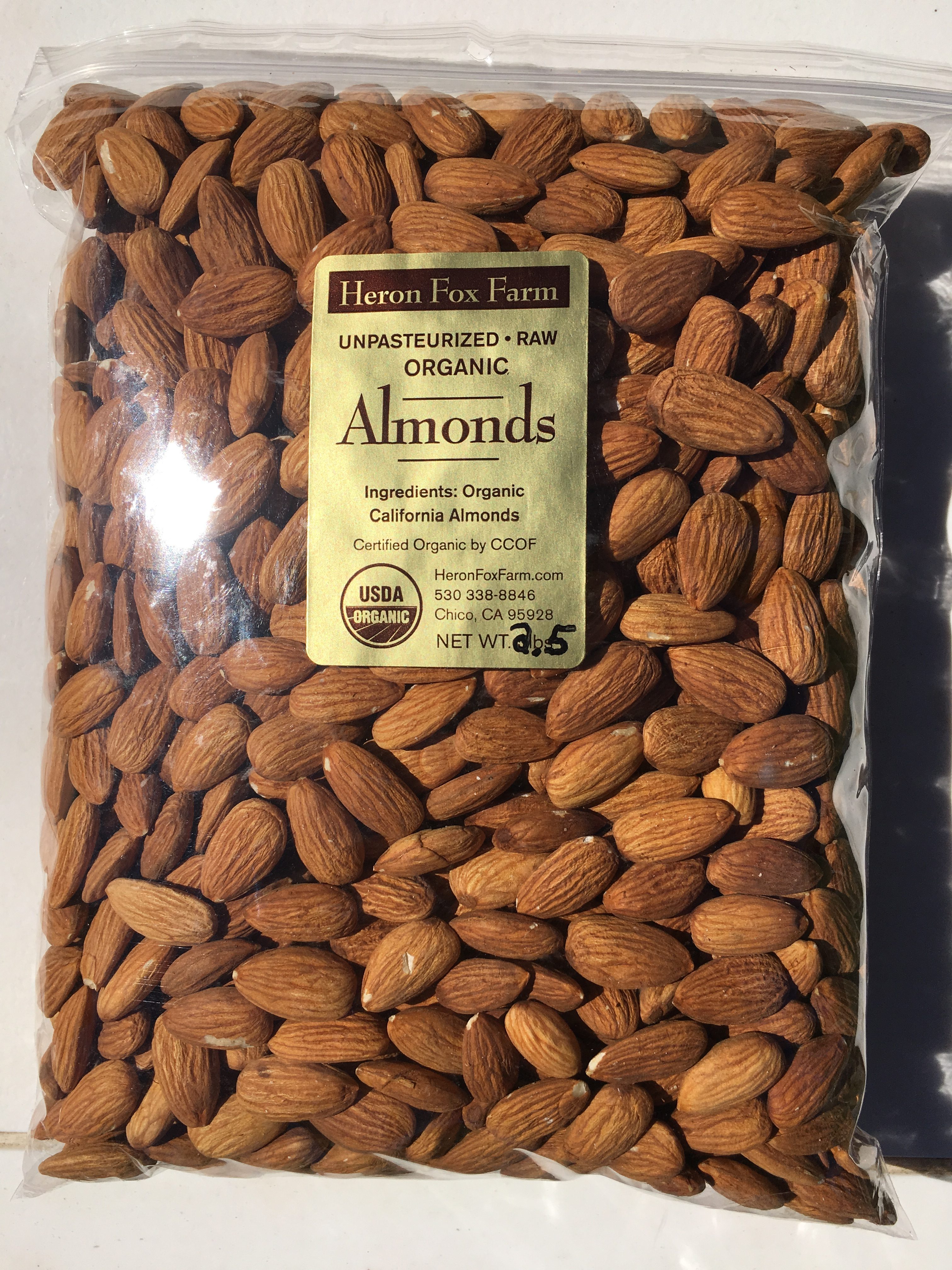 raw unpasteurized almonds